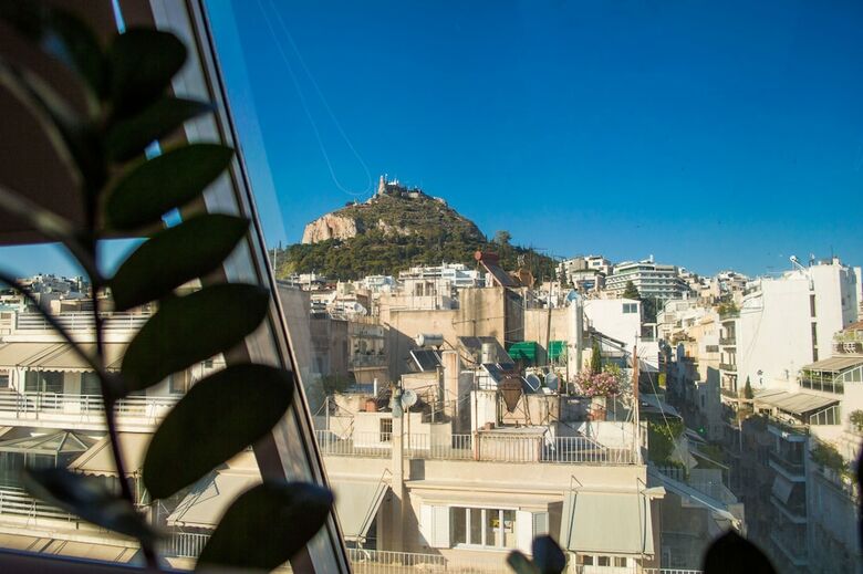 Hostal Greek Gastronomy Center Apartments
