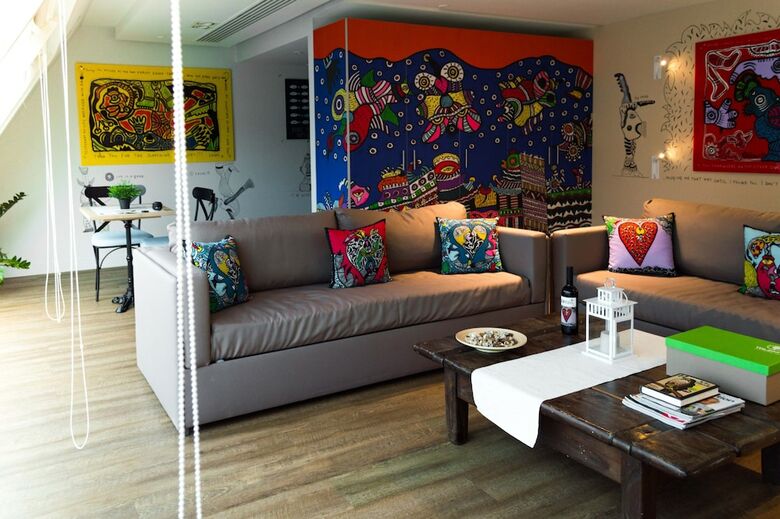 Hostal Greek Gastronomy Center Apartments