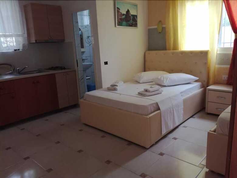 Aparthotel Qeparo Napolon Complex