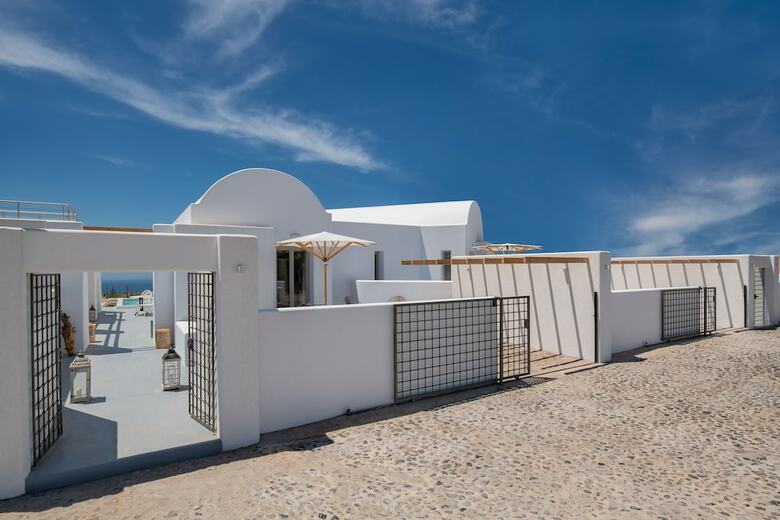 Milestone Villas