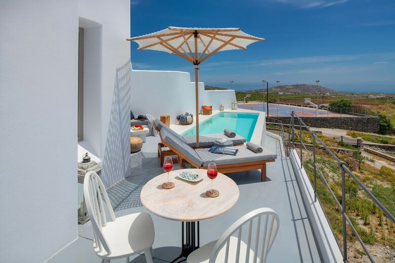 Milestone Villas