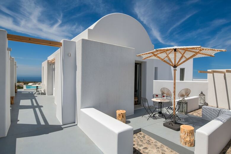 Milestone Villas