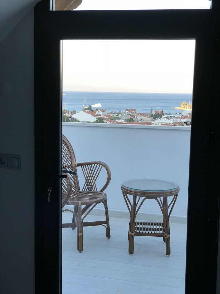 Pharos Boutique Hotel