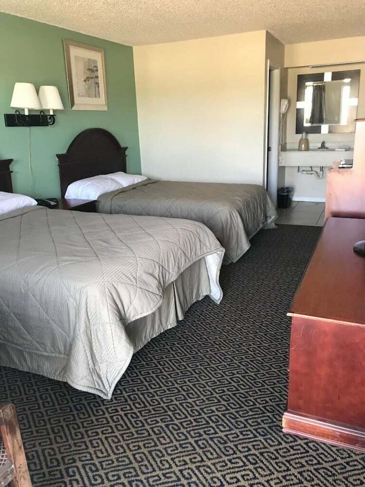 Hotel Lakeside Inn