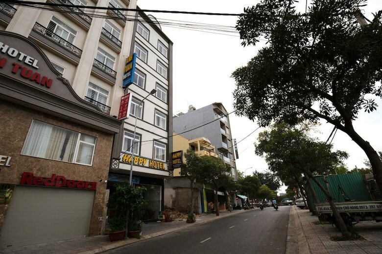 Oyo 554 Happy Hotel