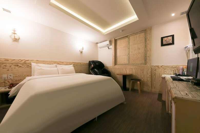 Hotel Bobos