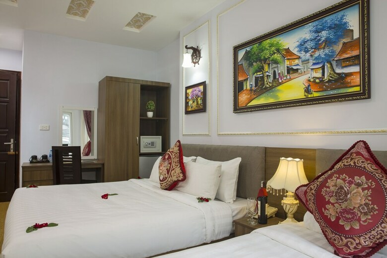 Camel City Hotel