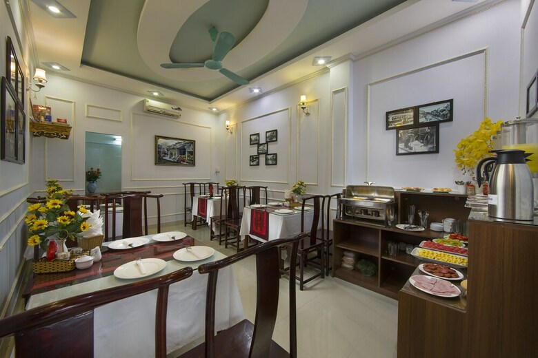 Camel City Hotel