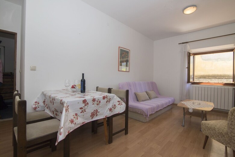 Apartments Jak?a