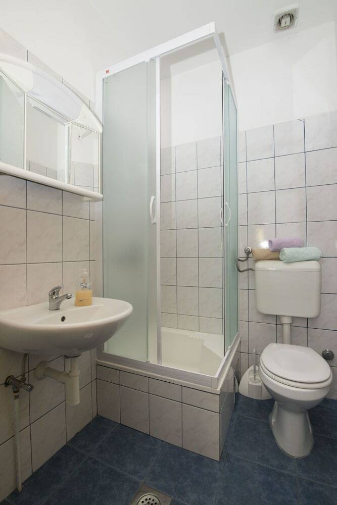 Apartments Jak?a