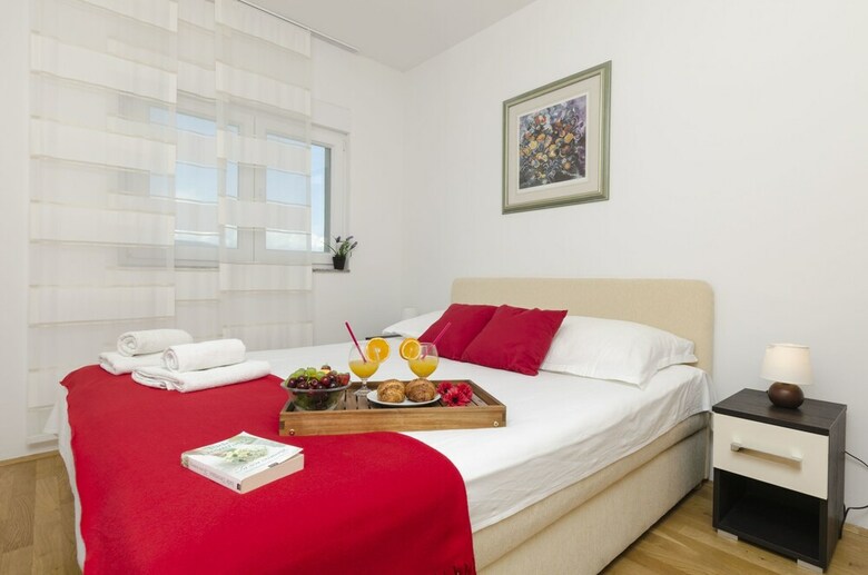 Apartments Maja