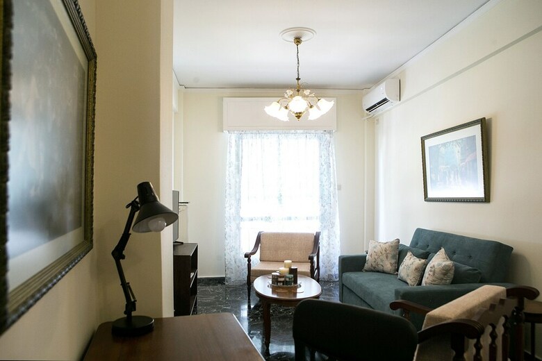 Apartamentos Best House Larisis Metro Athens