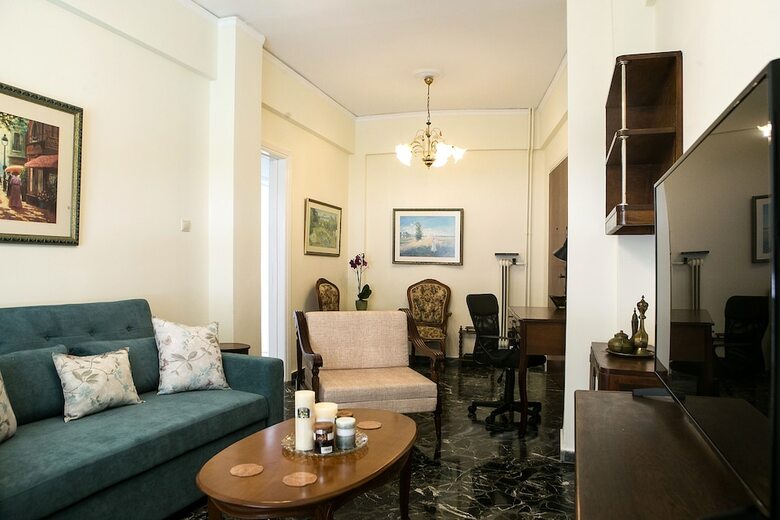 Apartamentos Best House Larisis Metro Athens