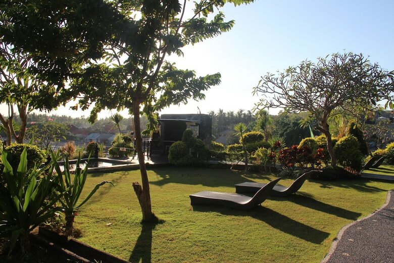Bed & Breakfast Agung View Nusa Penida