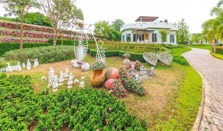 Hotel Villa Reina Khao Yai Resort
