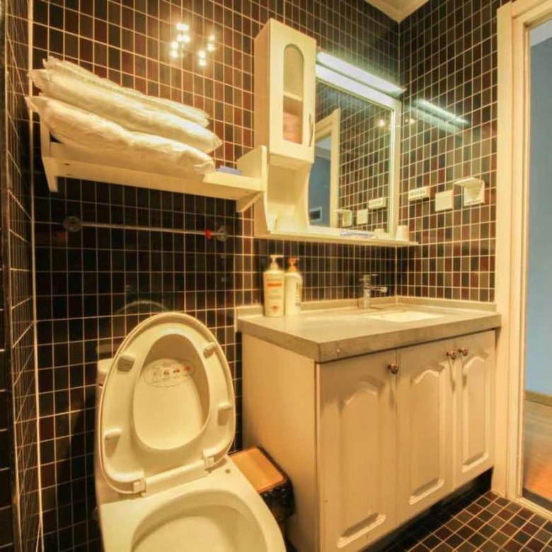 Swan Apartment