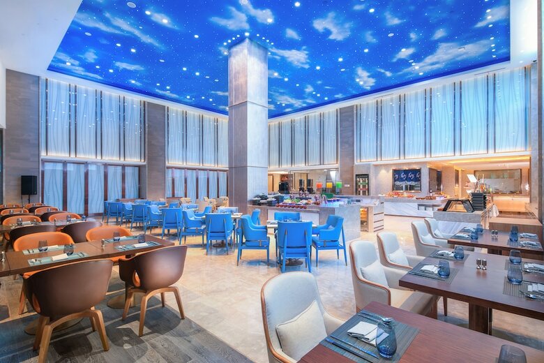 Flyzoo Hotel -- Alibaba