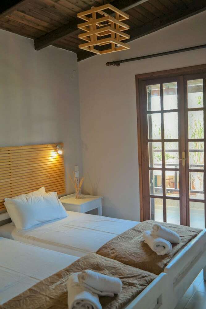 Aparthotel Petros Village