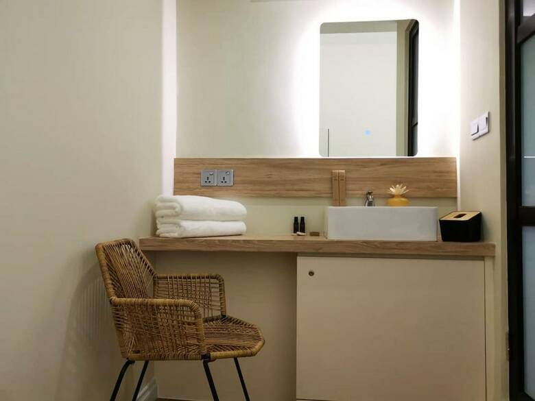 Hotel Oikos Poshtel