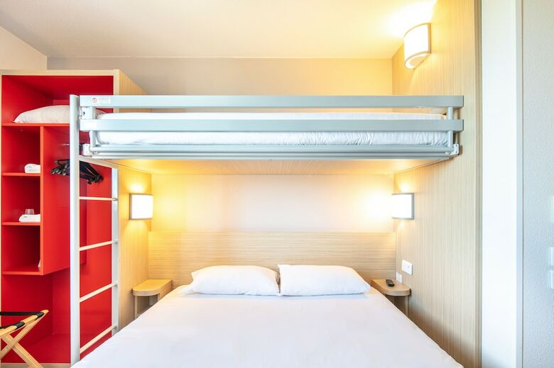 Hotel Premiere Classe Lyon Est - Saint Quentin Fallavier - A�roport