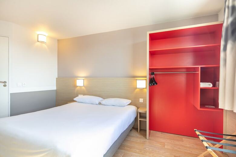 Hotel Premiere Classe Lyon Est - Saint Quentin Fallavier - A�roport