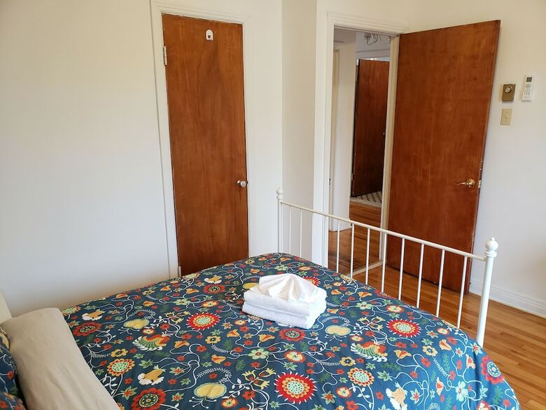 Apartamentos Walk 1 Minutes To Metro Monk Station