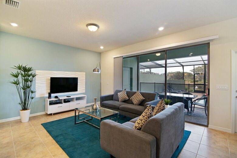 Solterra 5br Splash Pool Townhouse