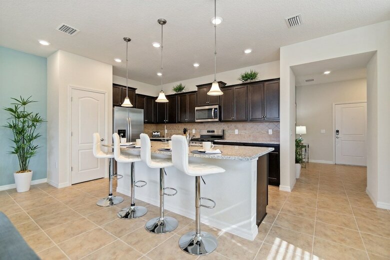 Solterra 5br Townhome W Splash Pool