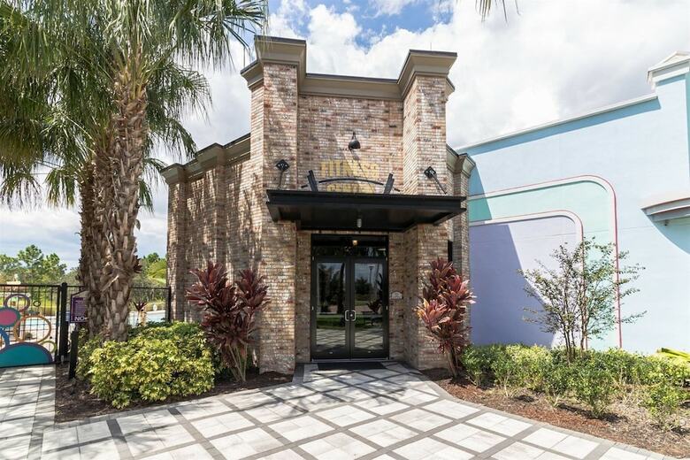 4br Townhome In Festival
