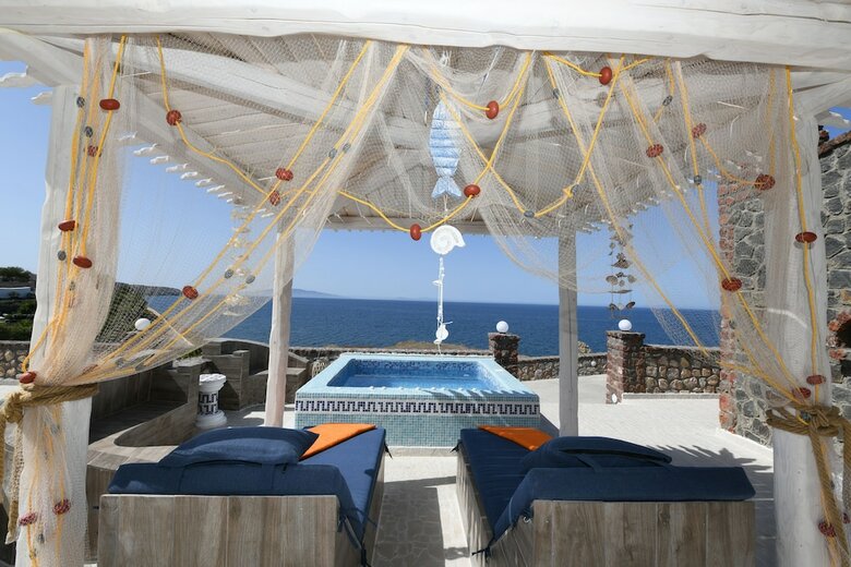 Starlight Luxury Seaside Villa