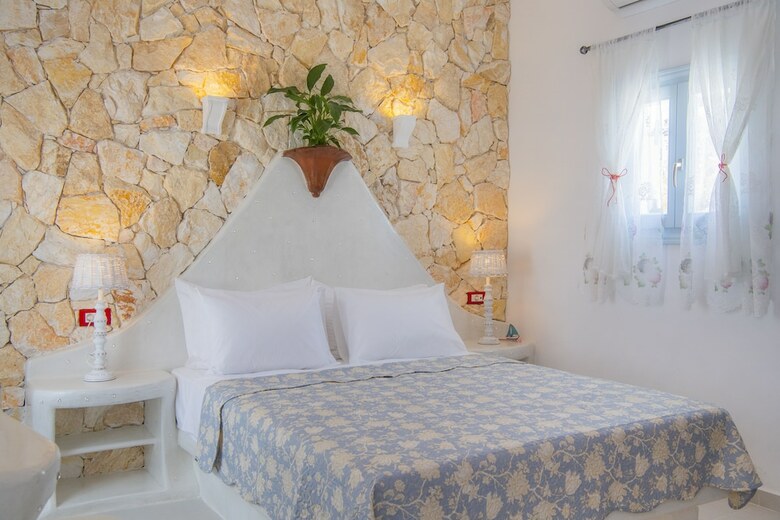 Starlight Luxury Seaside Villa