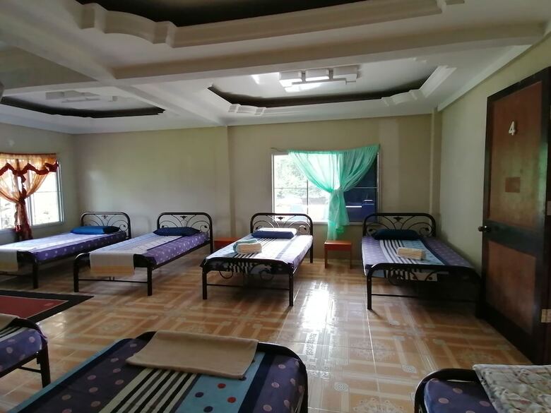 Hotel Mulu Diana Homestay
