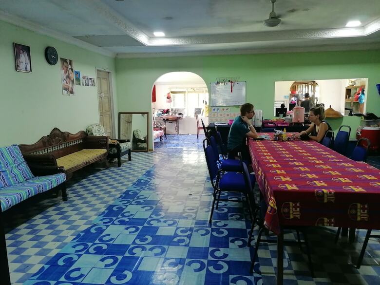 Hotel Mulu Diana Homestay