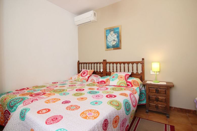 Apartamentos Acaribeq-1�l�nea Playa-wifi Y Garaje Gratis