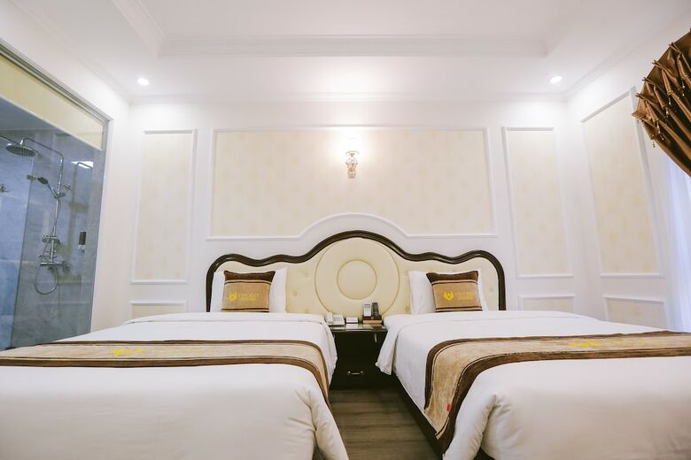 Vincent Halong Hotel