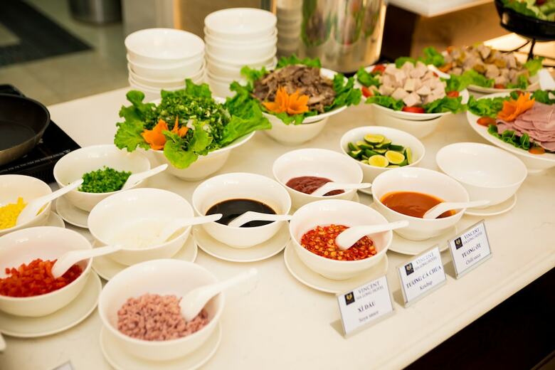 Vincent Halong Hotel