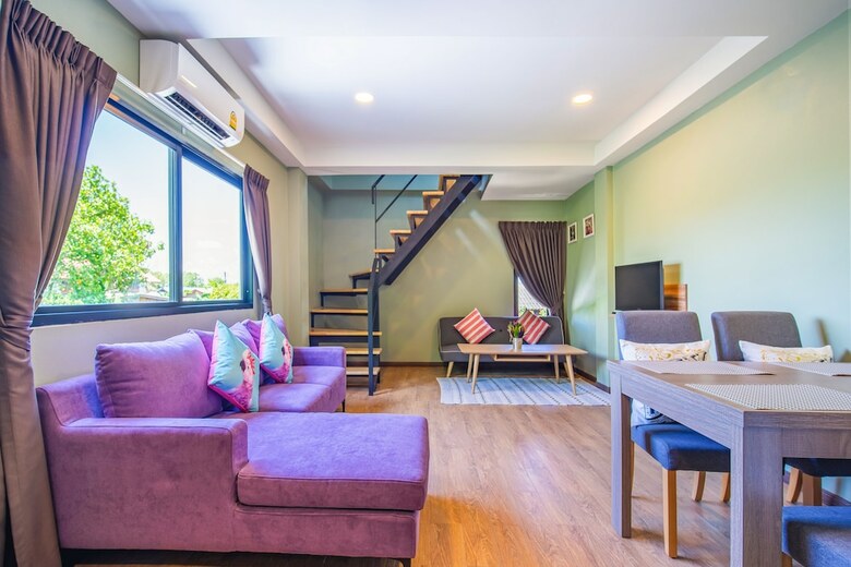 Hostal Baanroychan - Hostel