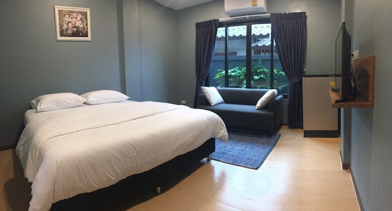 Hostal Baanroychan - Hostel