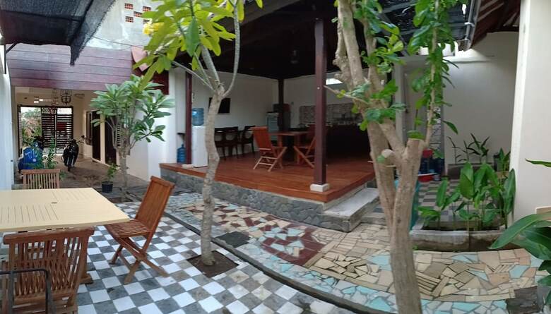 Hostal Pudi Dormitory