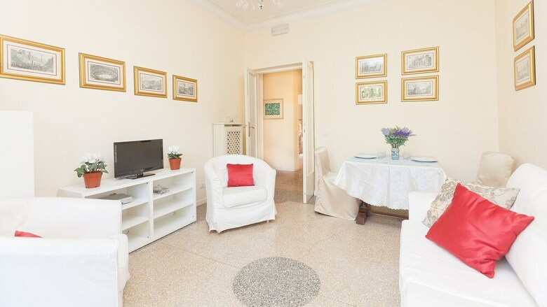 Rental In Rome Vatican Vintage Apartment