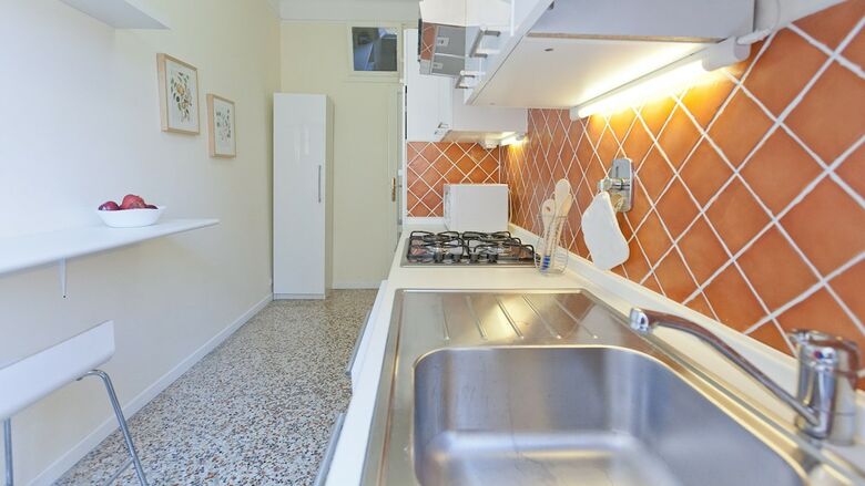 Rental In Rome Vatican Vintage Apartment