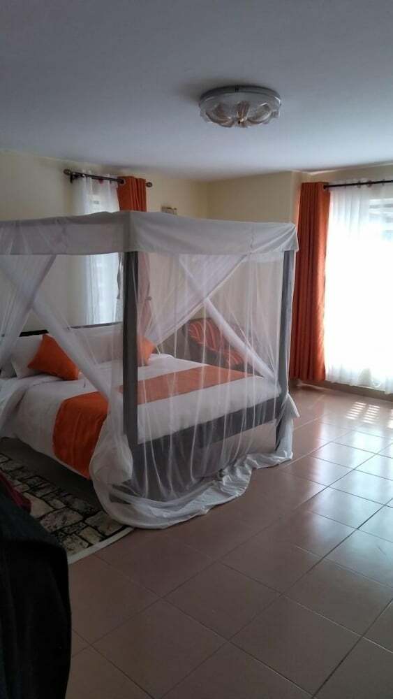 Bed & Breakfast Chayil Suites Langata
