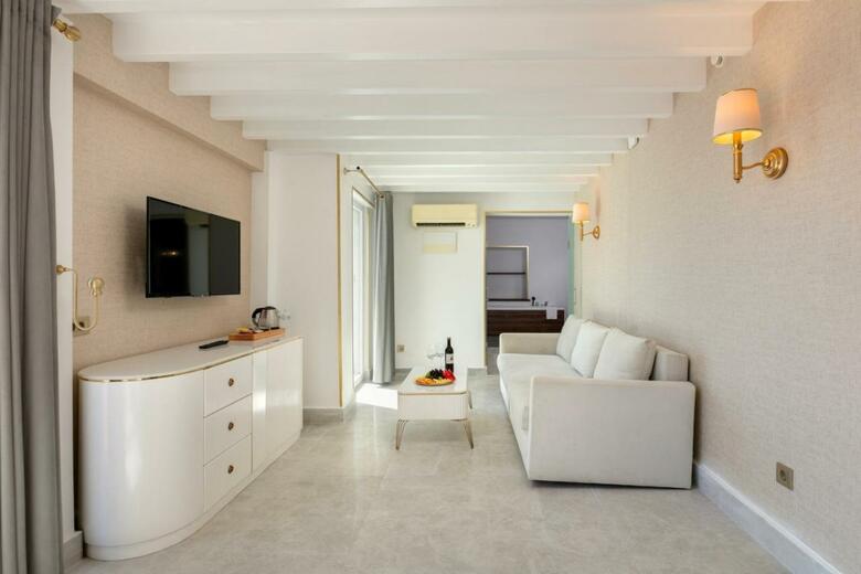 Pacco Hotel Spa
