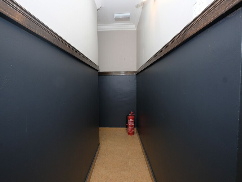 Oyo 1190 Nice Stay Hotel