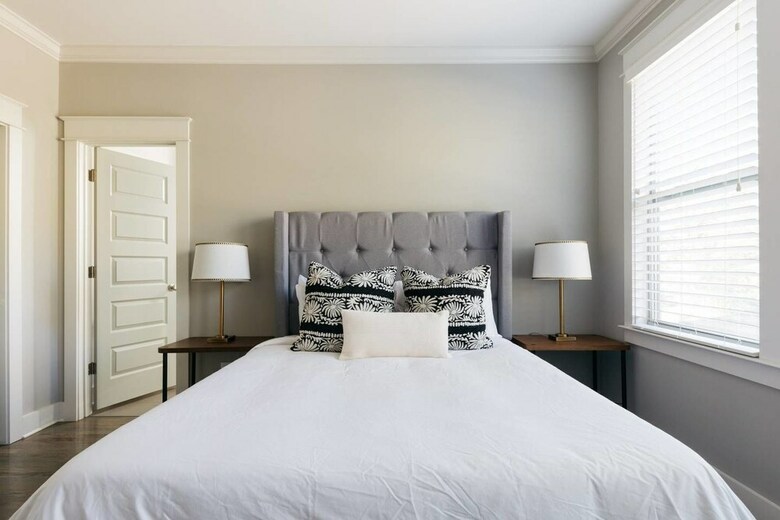 Refreshing 3br/3ba Townhouse Mins To Dt By Domio