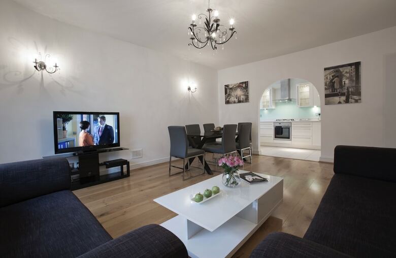 Westbourne Apartments By The Residences