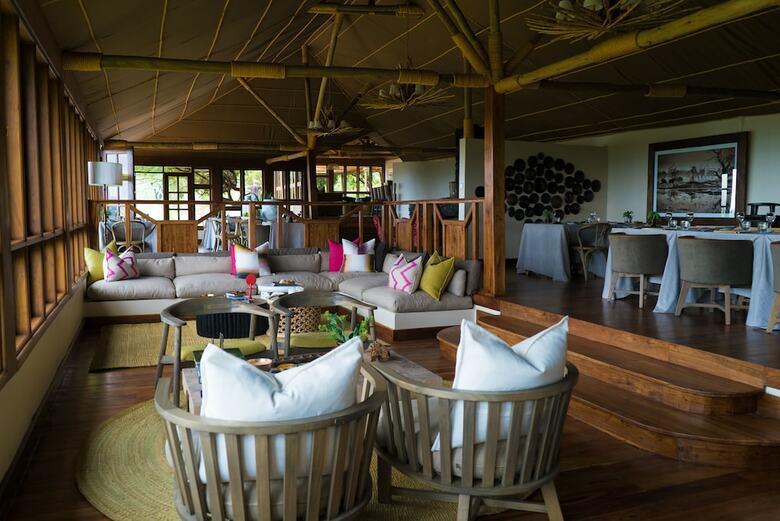 Taasa Lodge