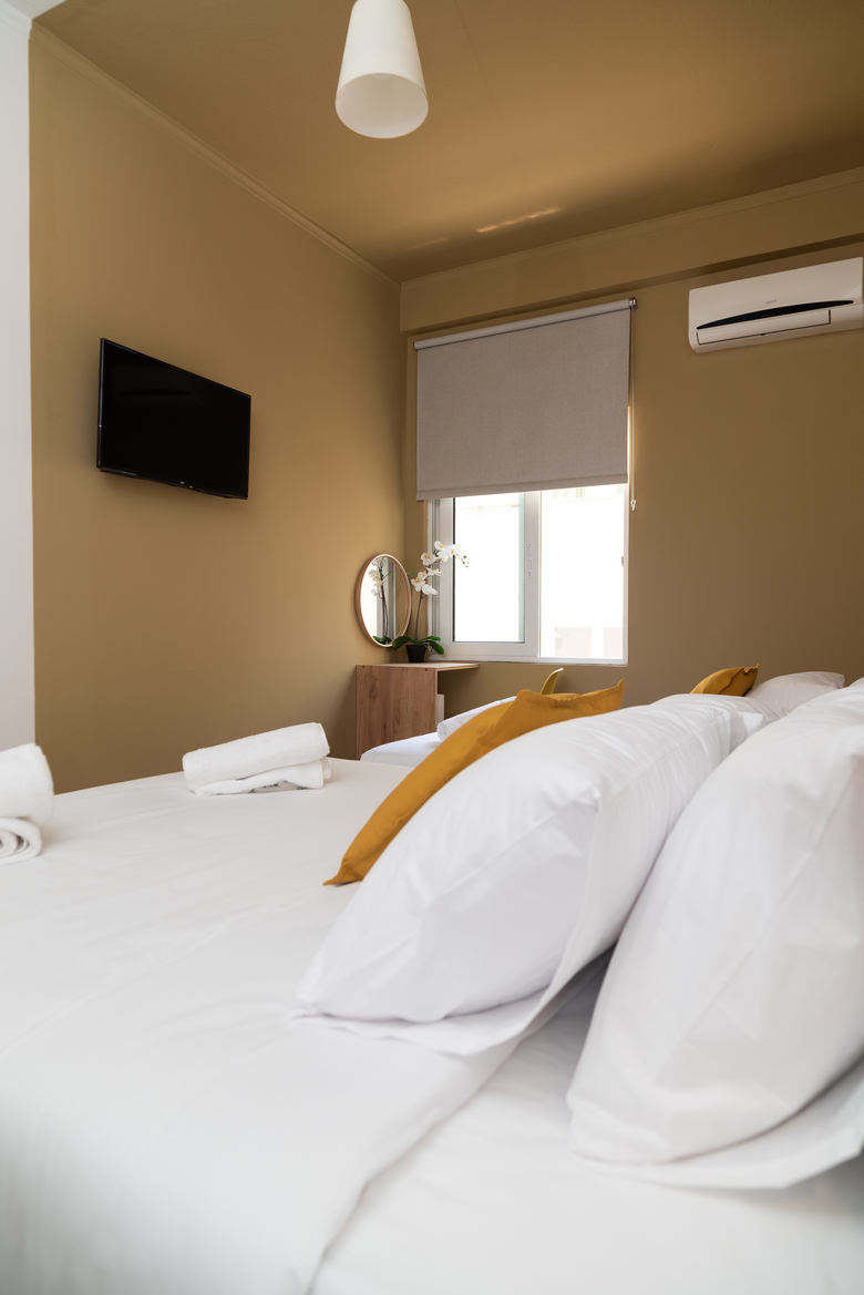 Hotel Tier Collection