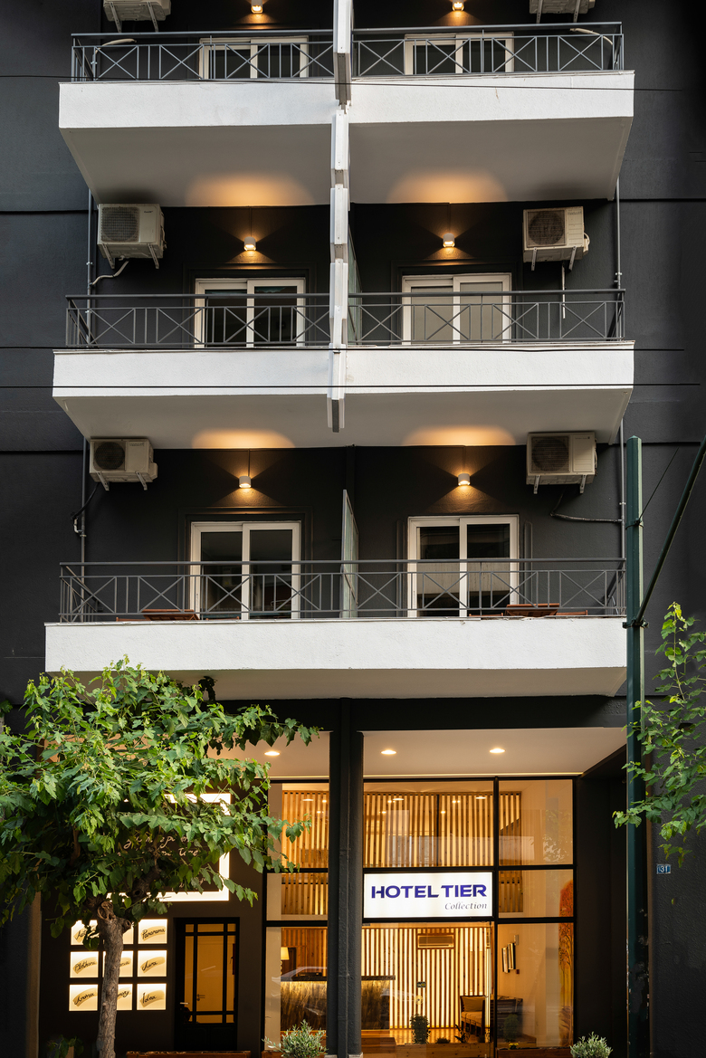Hotel Tier Collection