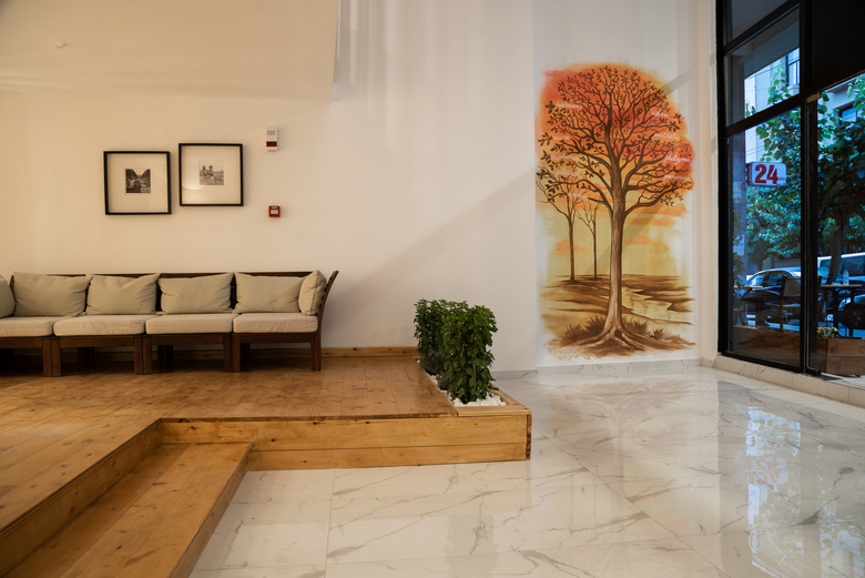 Hotel Tier Collection
